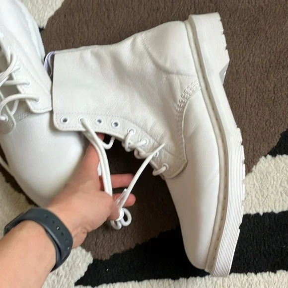 Dr Doc Martens white leather ankle boots mono virginia - Picture 3 of 7